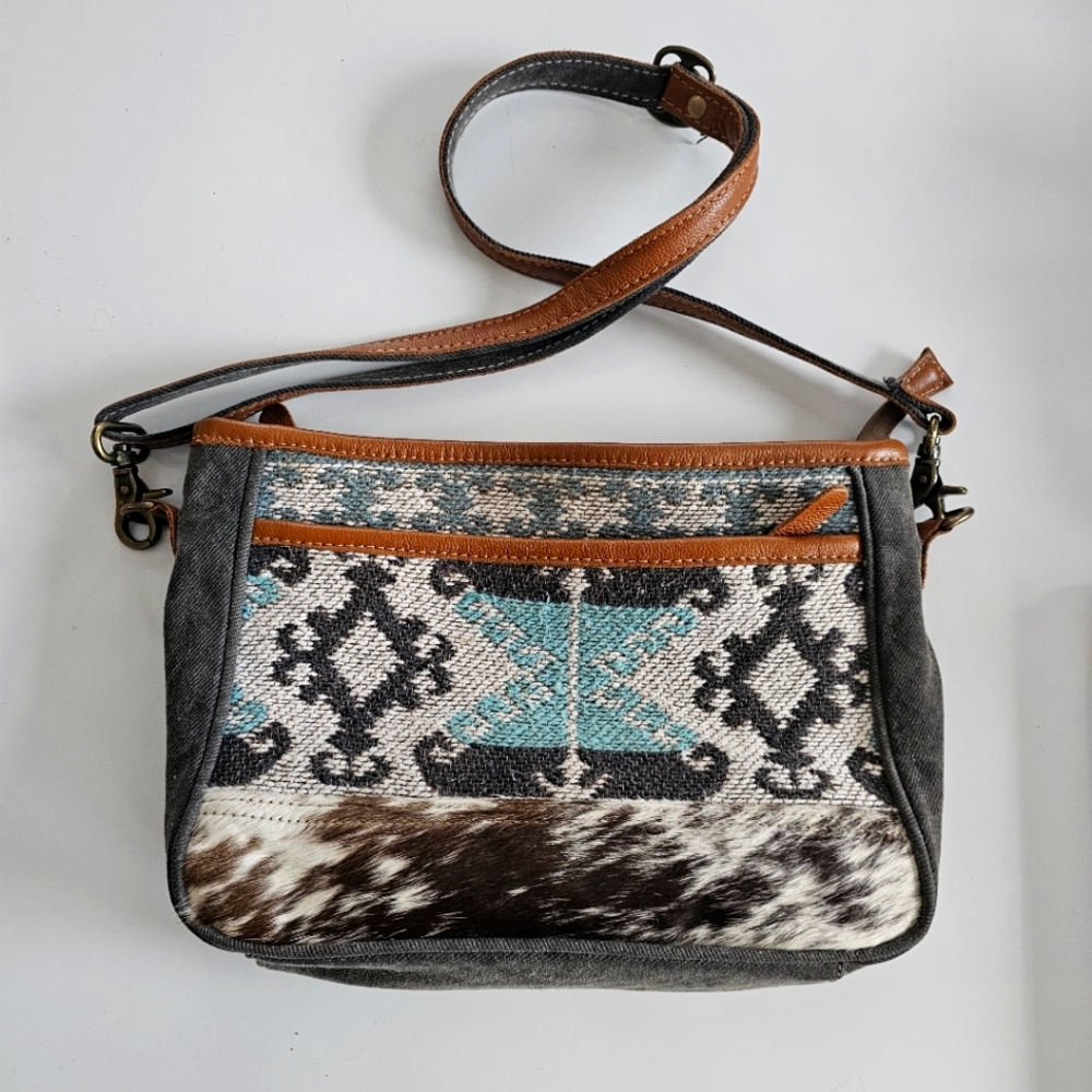 Myra bag